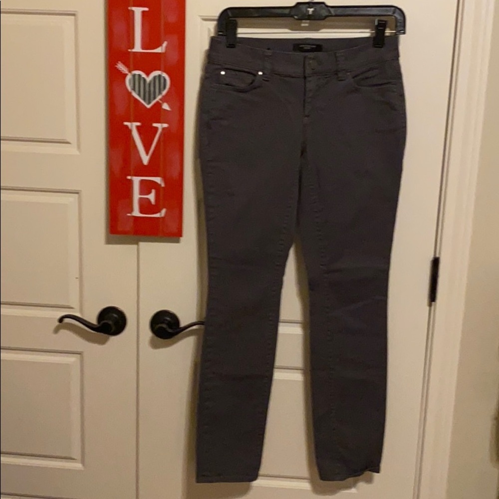 🎉 Host pick 🎉 Ann Taylor Skinny modern fit jean.
